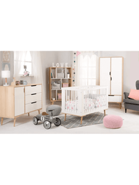 Chest of Drawers Sofie Collection with Removable Changing Tray